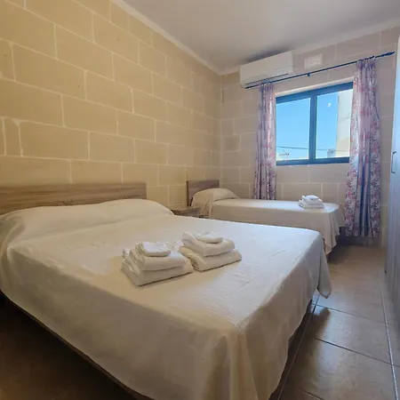 Charming In Xaghra Gozo Daire